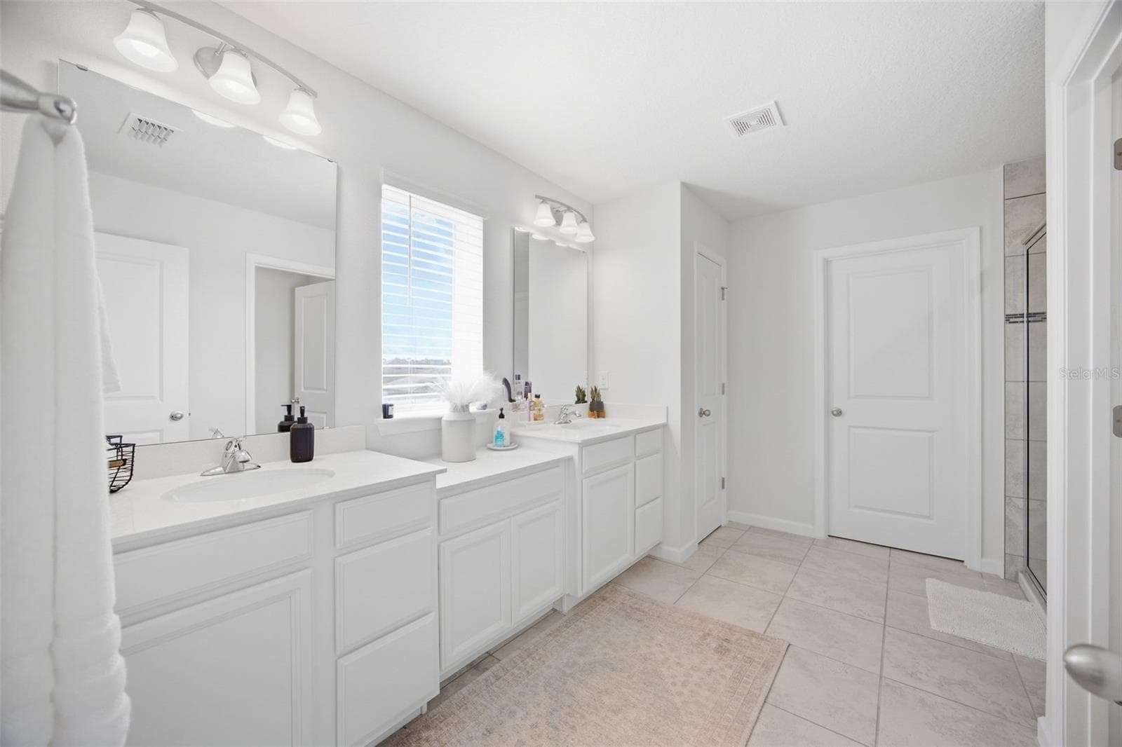 Primary Bathroom - 264 SIESTA VISTA CT, DAVENPORT