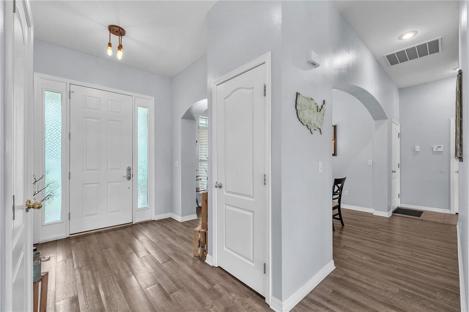 Single Family Residence at 4516 HAWKINS RD, PLANT CITY, photo 6 of 41