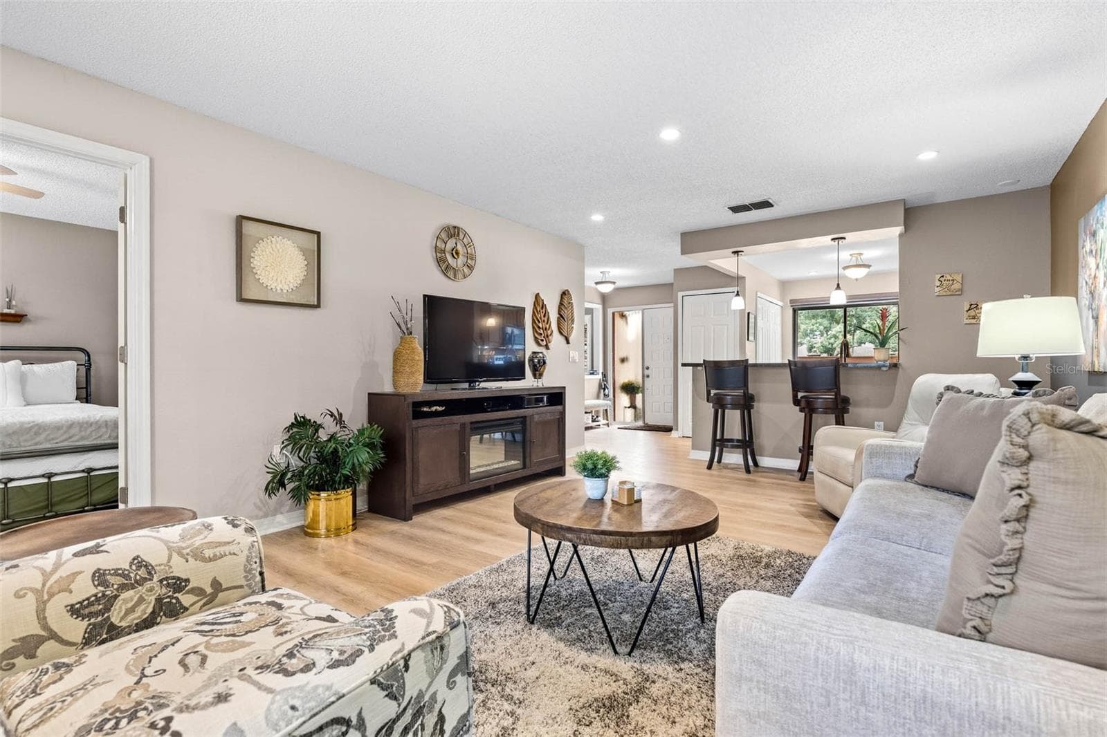 Villa at 2925 BOXWOOD CT, PALM HARBOR, photo 12 of 40