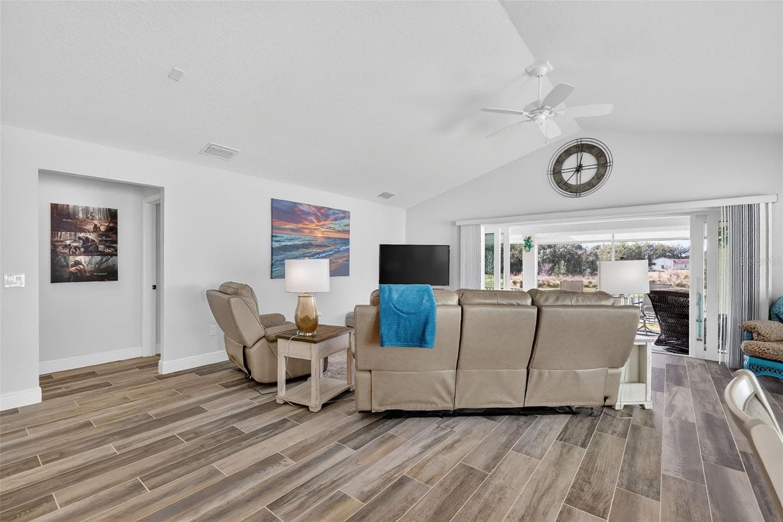Villa at 5546 COTTRELL CT, THE VILLAGES, photo 16 of 39