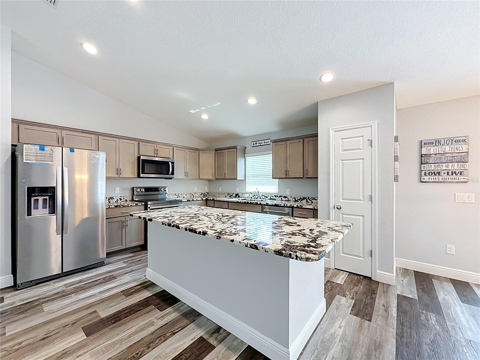 Single Family Residence at 523 BAHIA CIRCLE TER, OCALA, photo 25 of 54