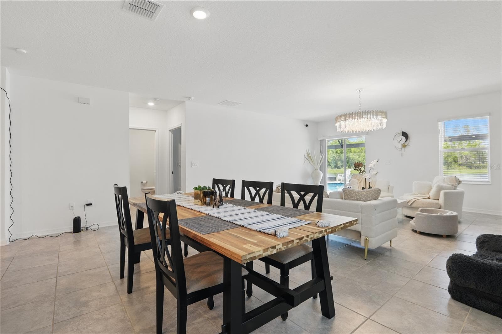 Single Family Residence at 4307 PEBBLES THROW DR, KISSIMMEE, photo 6 of 30