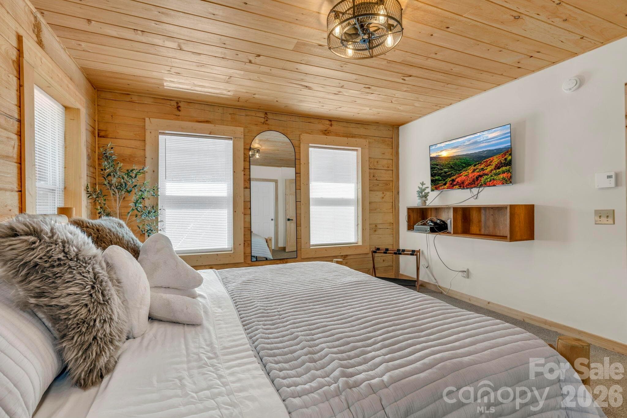 Single Family Residence at 133 Greenbriar Road, Beech Mountain, photo 12 of 29