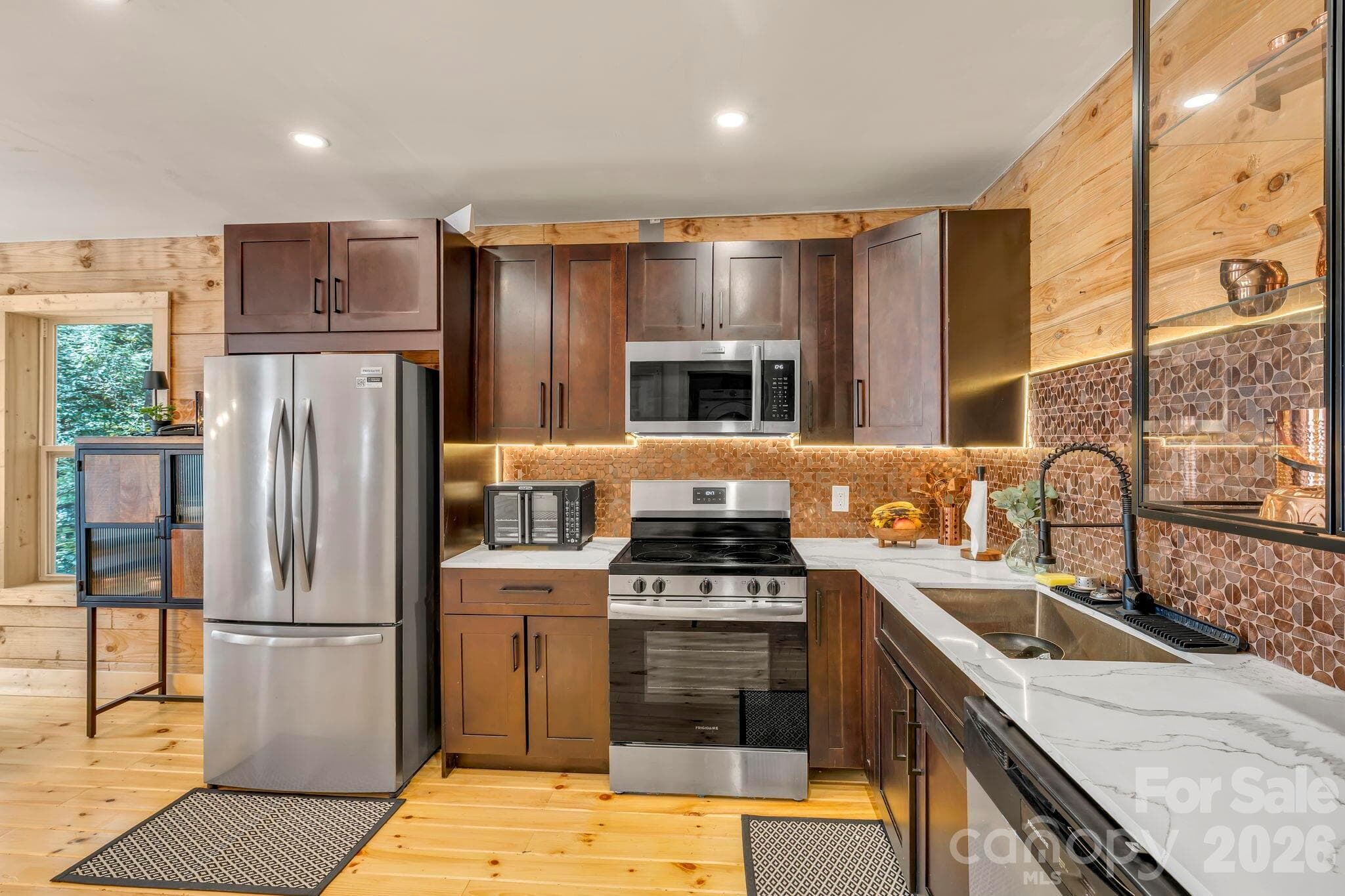 Single Family Residence at 133 Greenbriar Road, Beech Mountain, photo 21 of 29