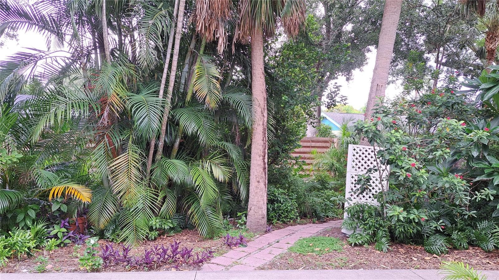 Single Family Residence at 2377 BURTON LN, SARASOTA, photo 40 of 49
