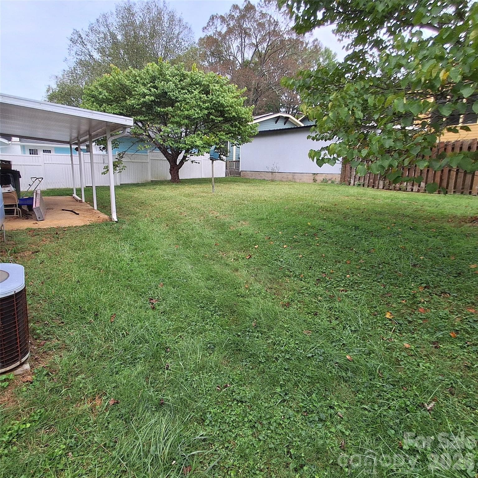 Single Family Residence at 48 Westgate Road, Asheville, photo 3 of 22