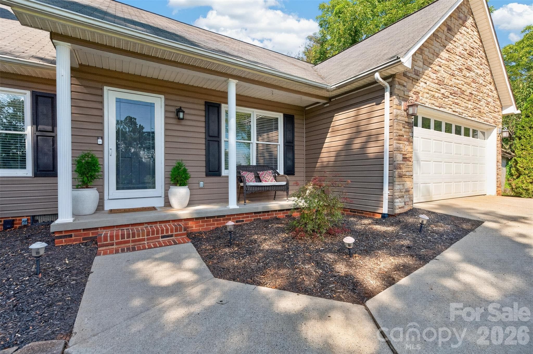 Single Family Residence at 2 Hunters Creek Lane, Granite Falls, photo 4 of 47
