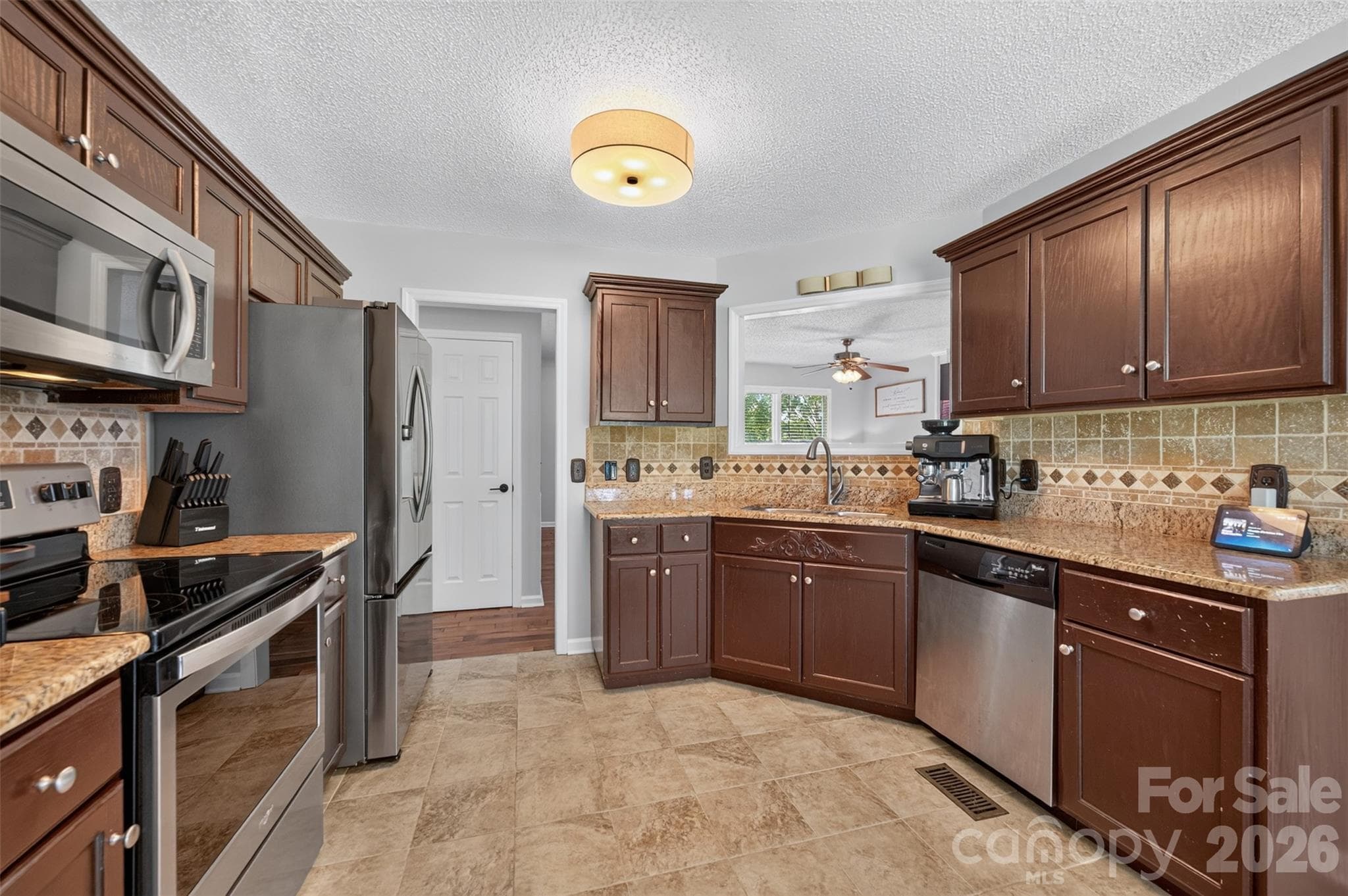 Single Family Residence at 2 Hunters Creek Lane, Granite Falls, photo 18 of 47