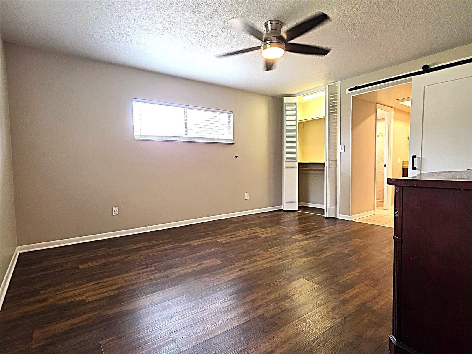 PRIMARY SUITE - 123 ELM SQ S, LAKELAND