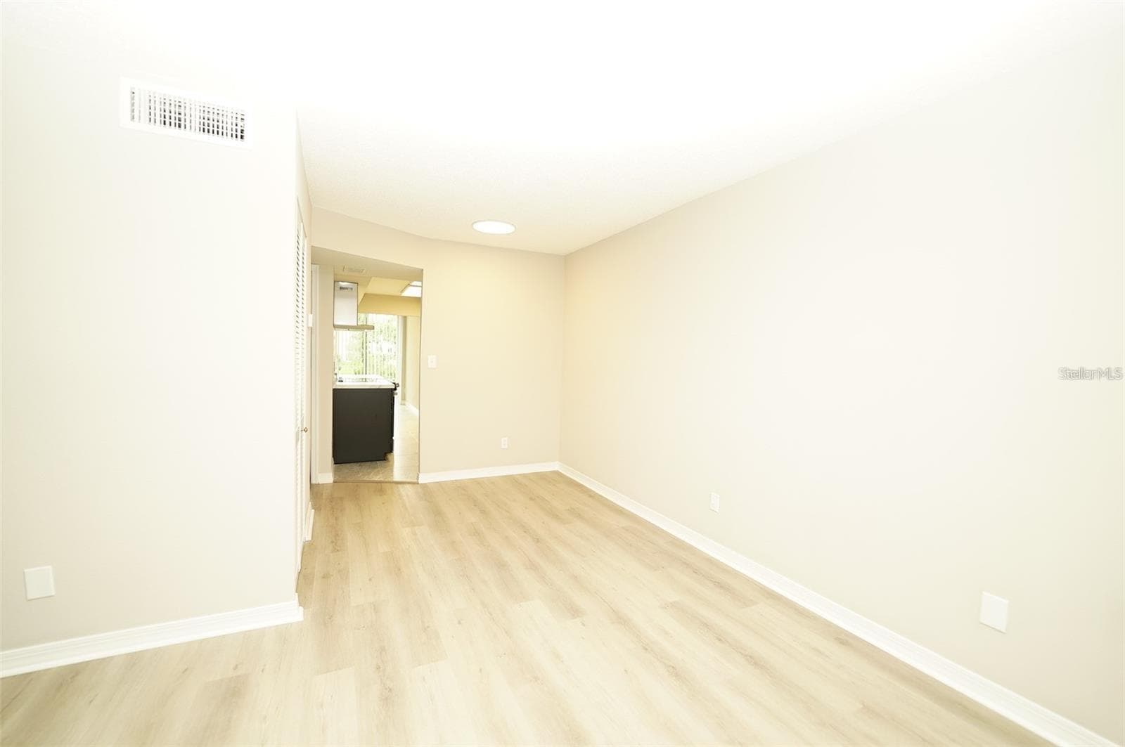 Condominium at 4705 1ST ST NE #132, ST PETERSBURG, photo 5 of 30