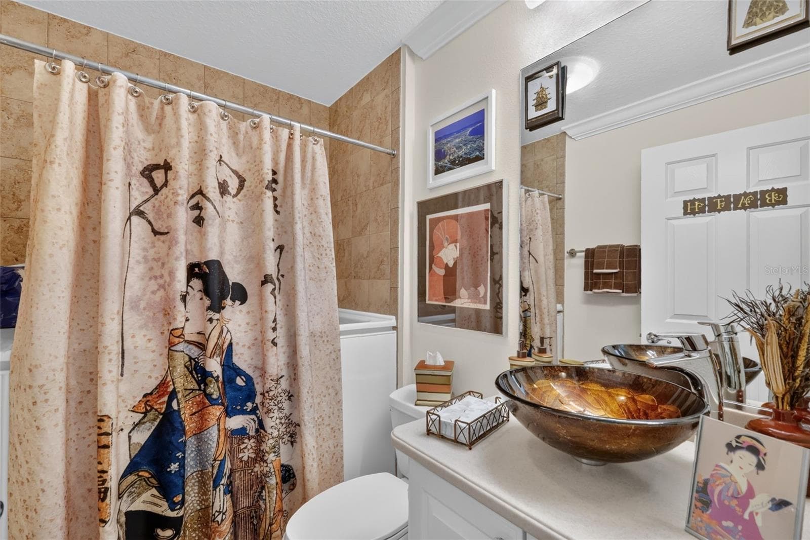 Walk-in Tub/Shower - 2653 DAY LILY RUN, THE VILLAGES