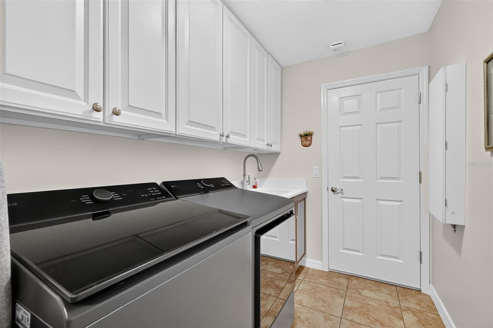 Single Family Residence at 2653 DAY LILY RUN, THE VILLAGES, photo 28 of 35