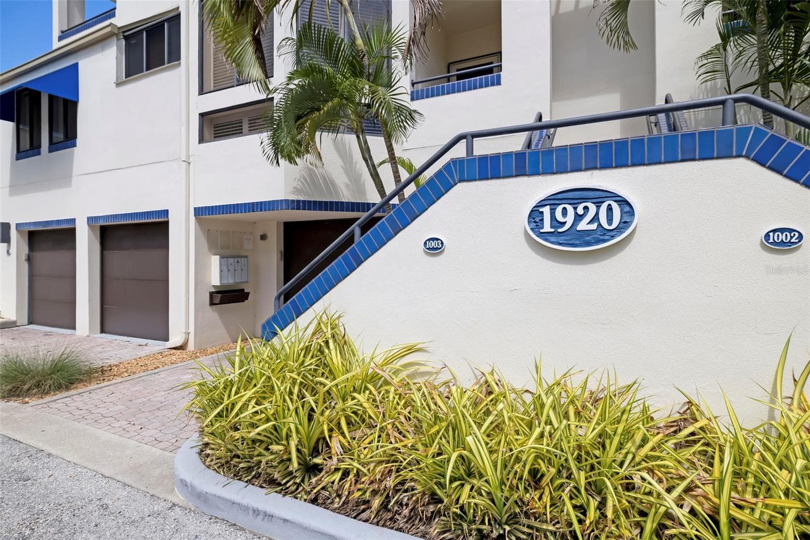 Townhouse at 1920 HARBOURSIDE DR #1003, LONGBOAT KEY, photo 3 of 90