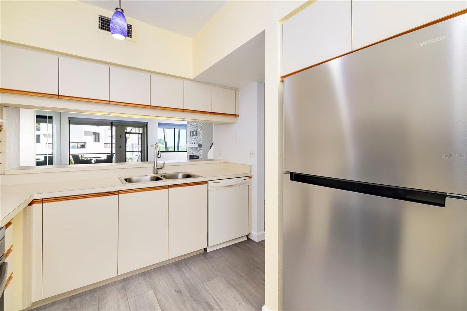 Townhouse at 1920 HARBOURSIDE DR #1003, LONGBOAT KEY, photo 10 of 90