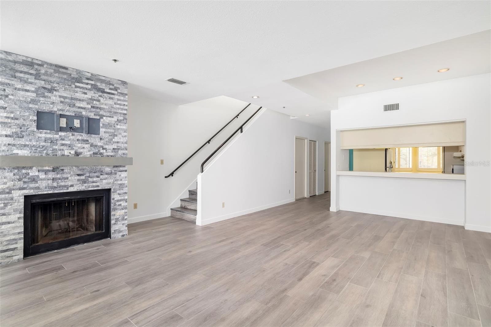 Townhouse at 1920 HARBOURSIDE DR #1003, LONGBOAT KEY, photo 20 of 90