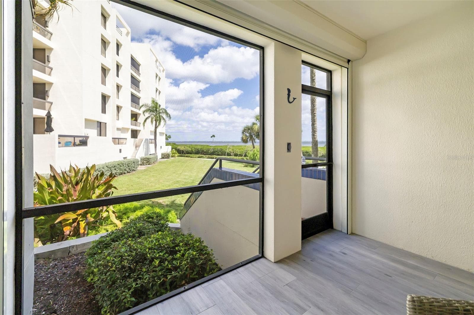 Townhouse at 1920 HARBOURSIDE DR #1003, LONGBOAT KEY, photo 24 of 90