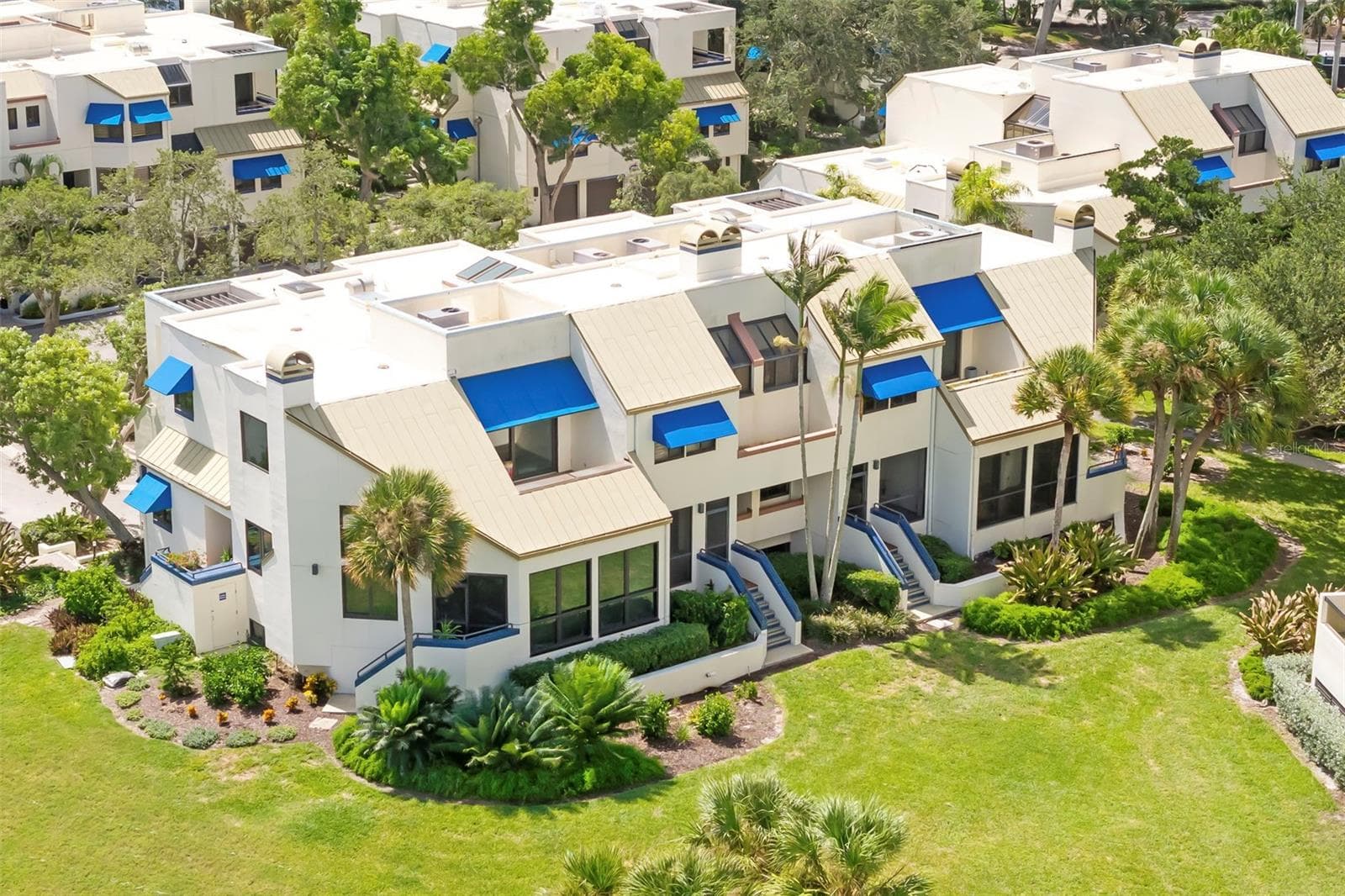 Townhouse at 1920 HARBOURSIDE DR #1003, LONGBOAT KEY, photo 54 of 90