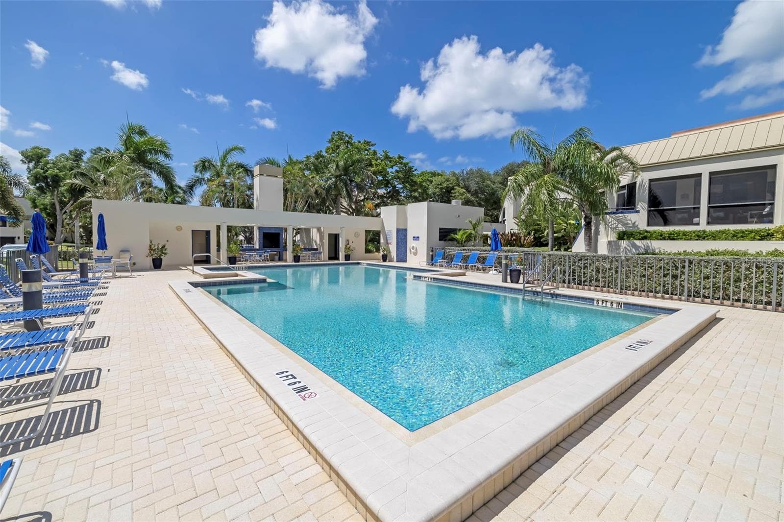 Townhouse at 1920 HARBOURSIDE DR #1003, LONGBOAT KEY, photo 61 of 90