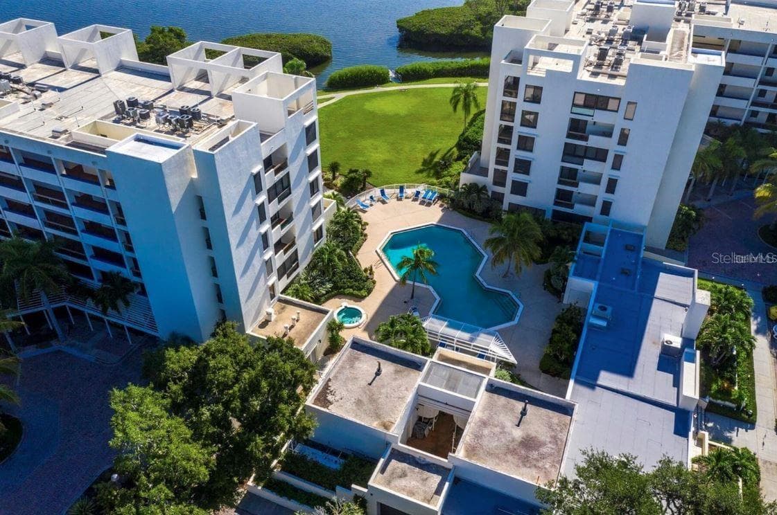 Townhouse at 1920 HARBOURSIDE DR #1003, LONGBOAT KEY, photo 68 of 90