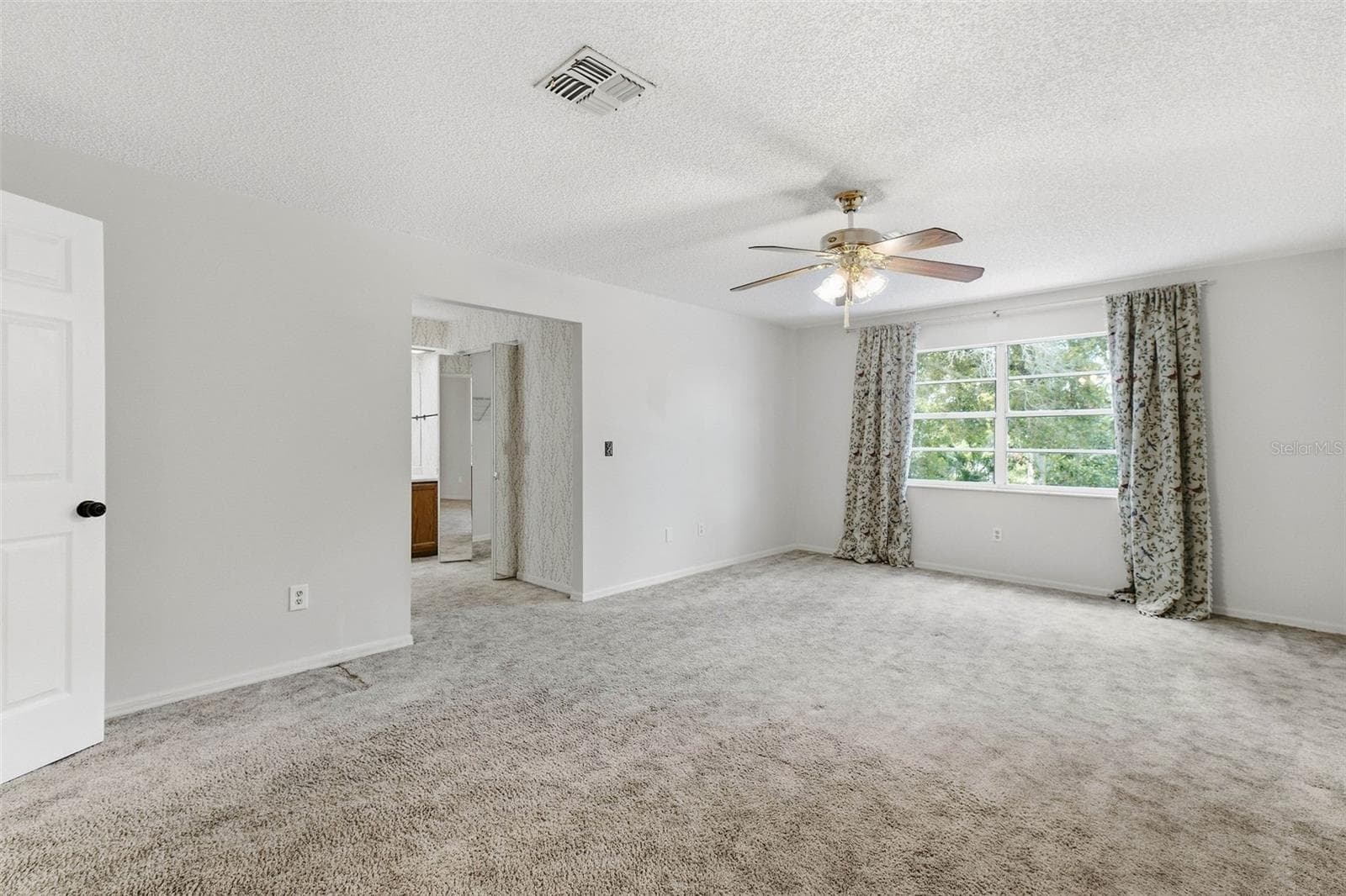 primary bedroom - 1304 TREETOP DR, PALM HARBOR