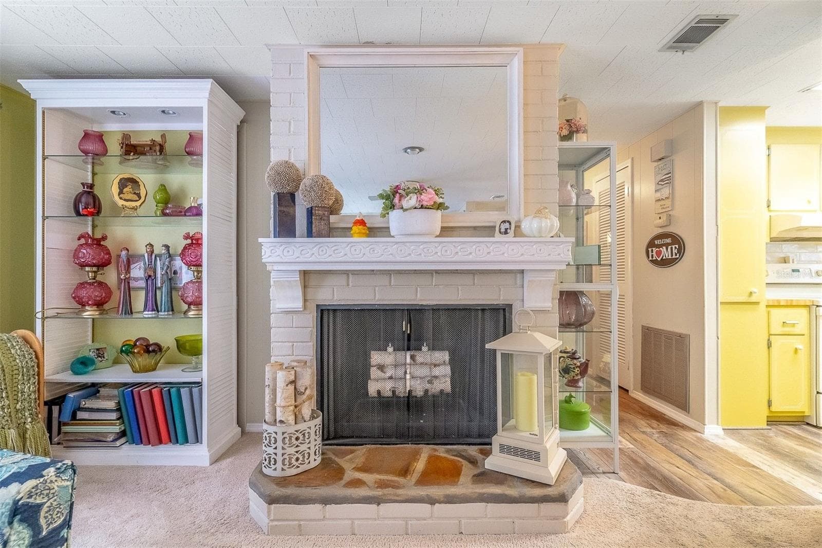 Wood burning fireplace - 605 W CLUB BLVD, LAKE MARY