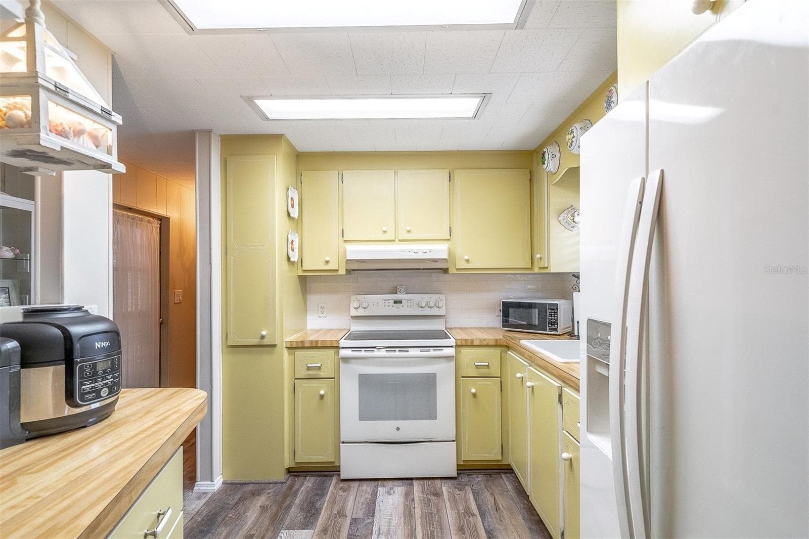Manufactured Home at 605 W CLUB BLVD, LAKE MARY, photo 20 of 58