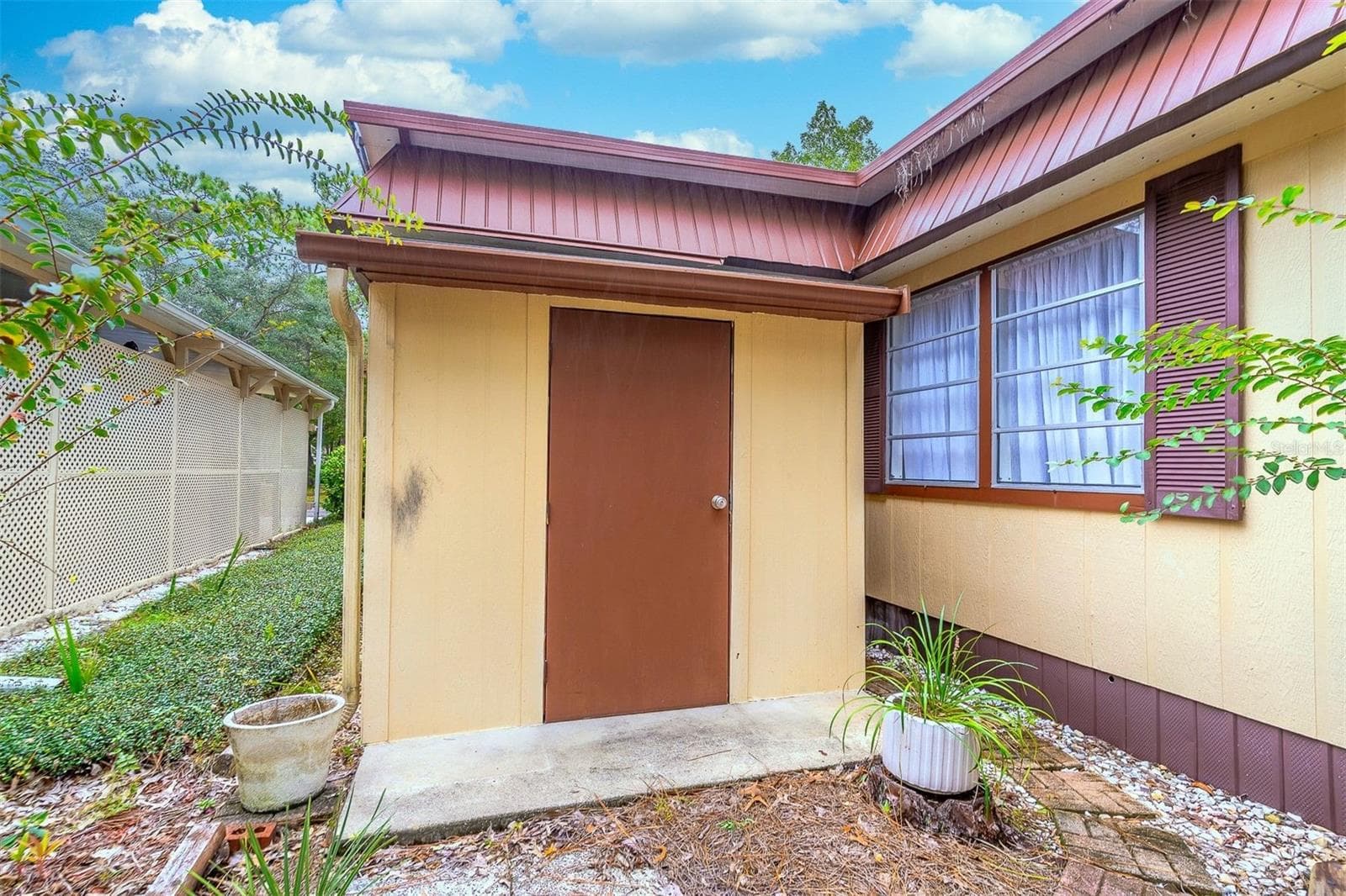 Extra Storage space - 605 W CLUB BLVD, LAKE MARY