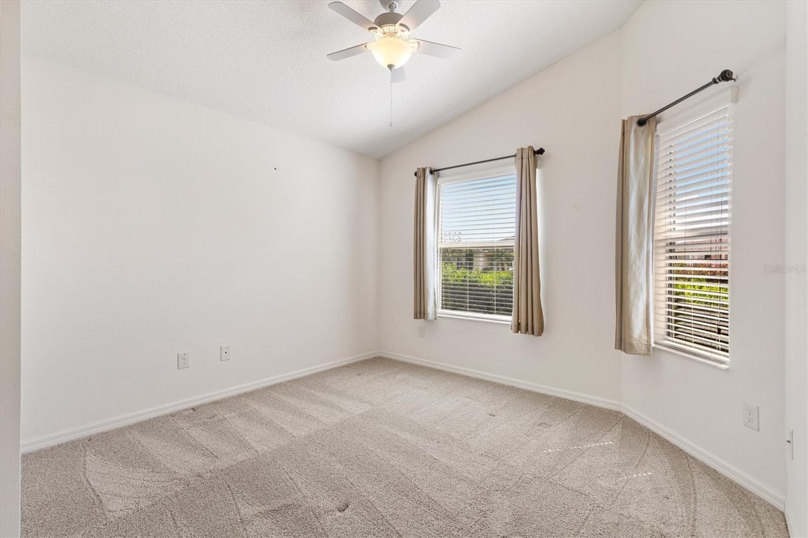 Single Family Residence at 2573 EDENVILLE PATH, THE VILLAGES, photo 9 of 15