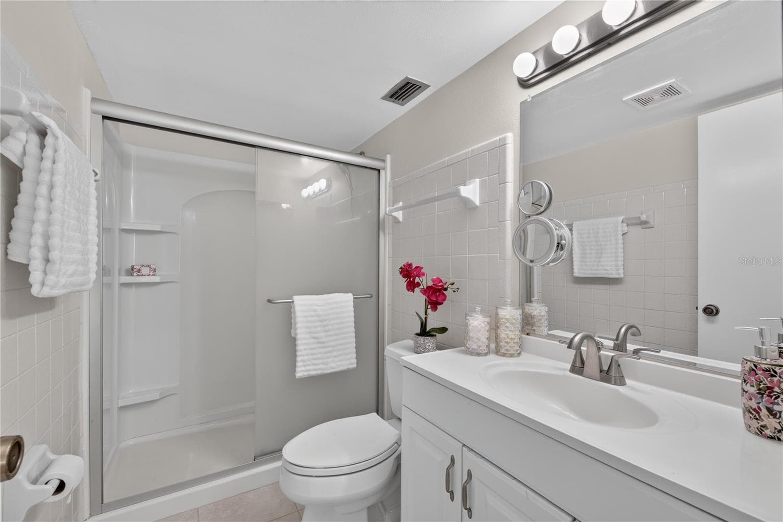 Primary bathroom, ensuite. - 203 RUBENS DR #F, NOKOMIS