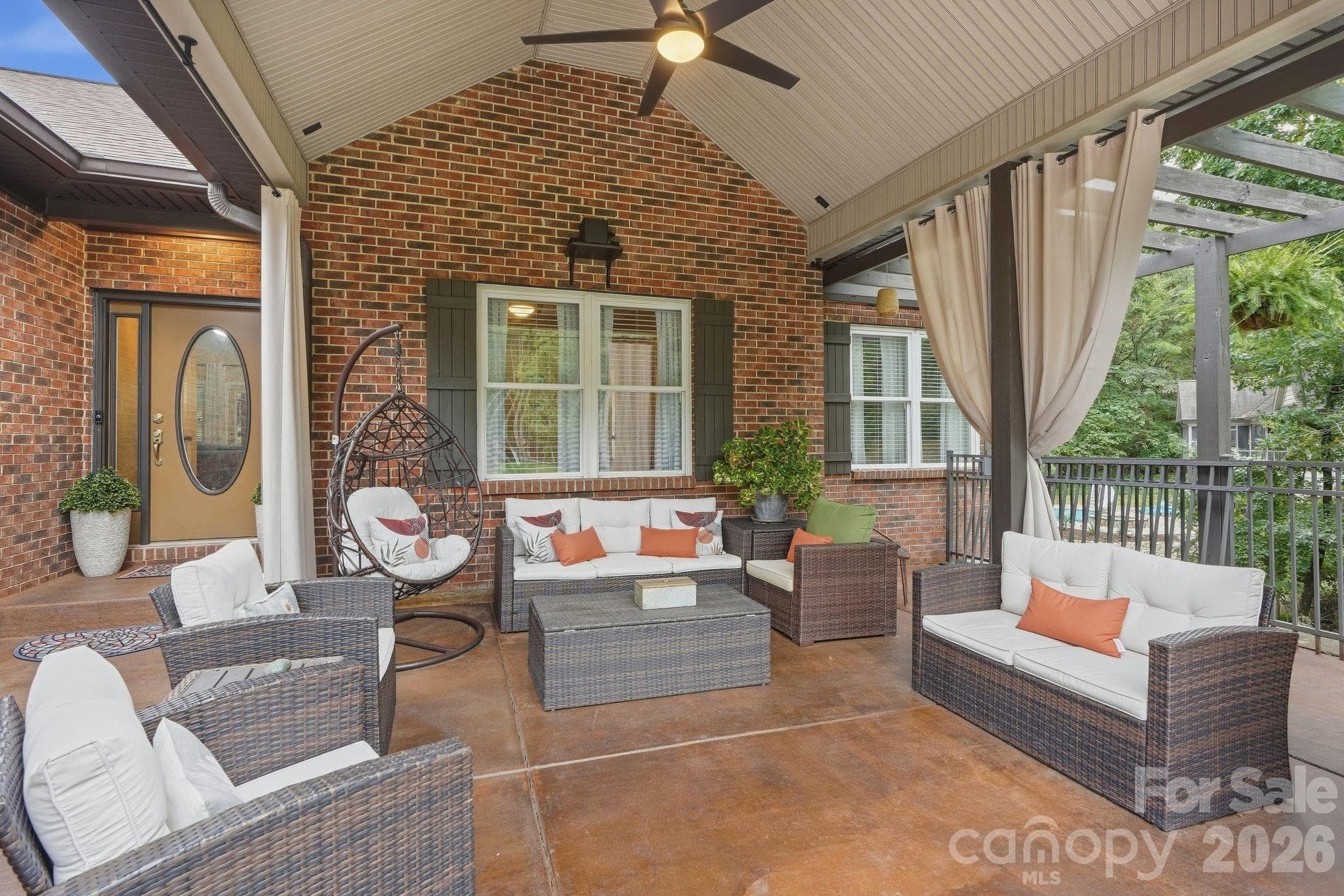 Front Porch Area - 2055 Tiger Paw Lane, York