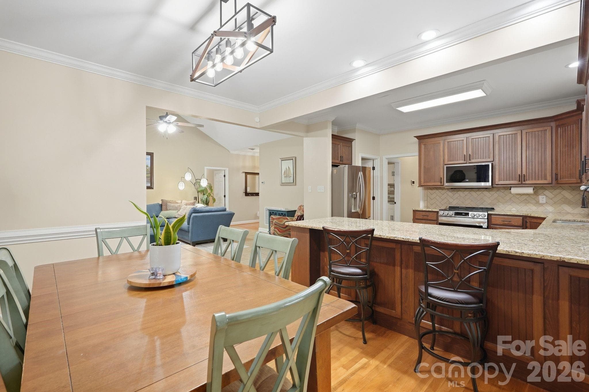 Dining Area - Main Level - 2055 Tiger Paw Lane, York