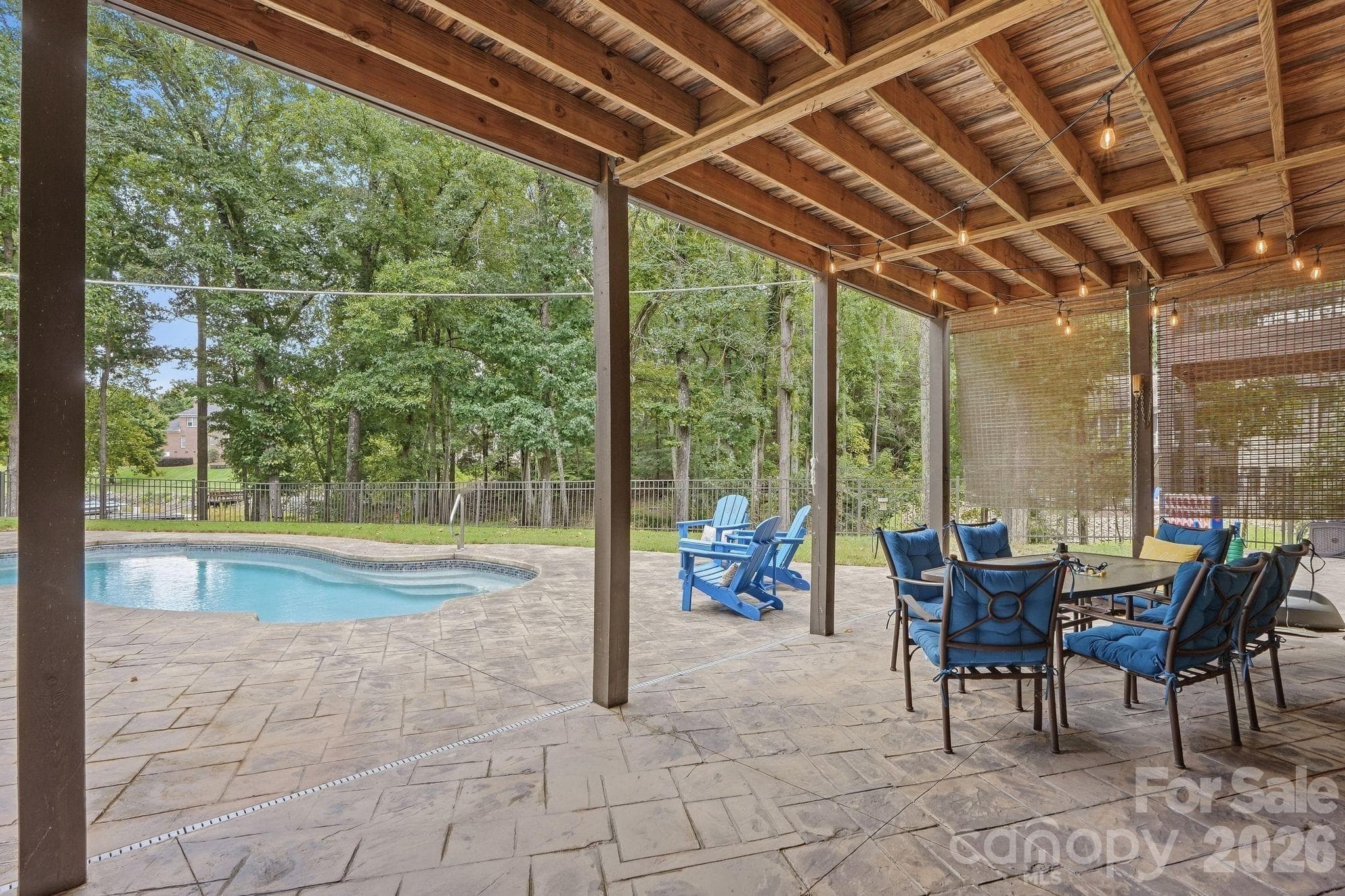 Covered porch - Basement - 2055 Tiger Paw Lane, York