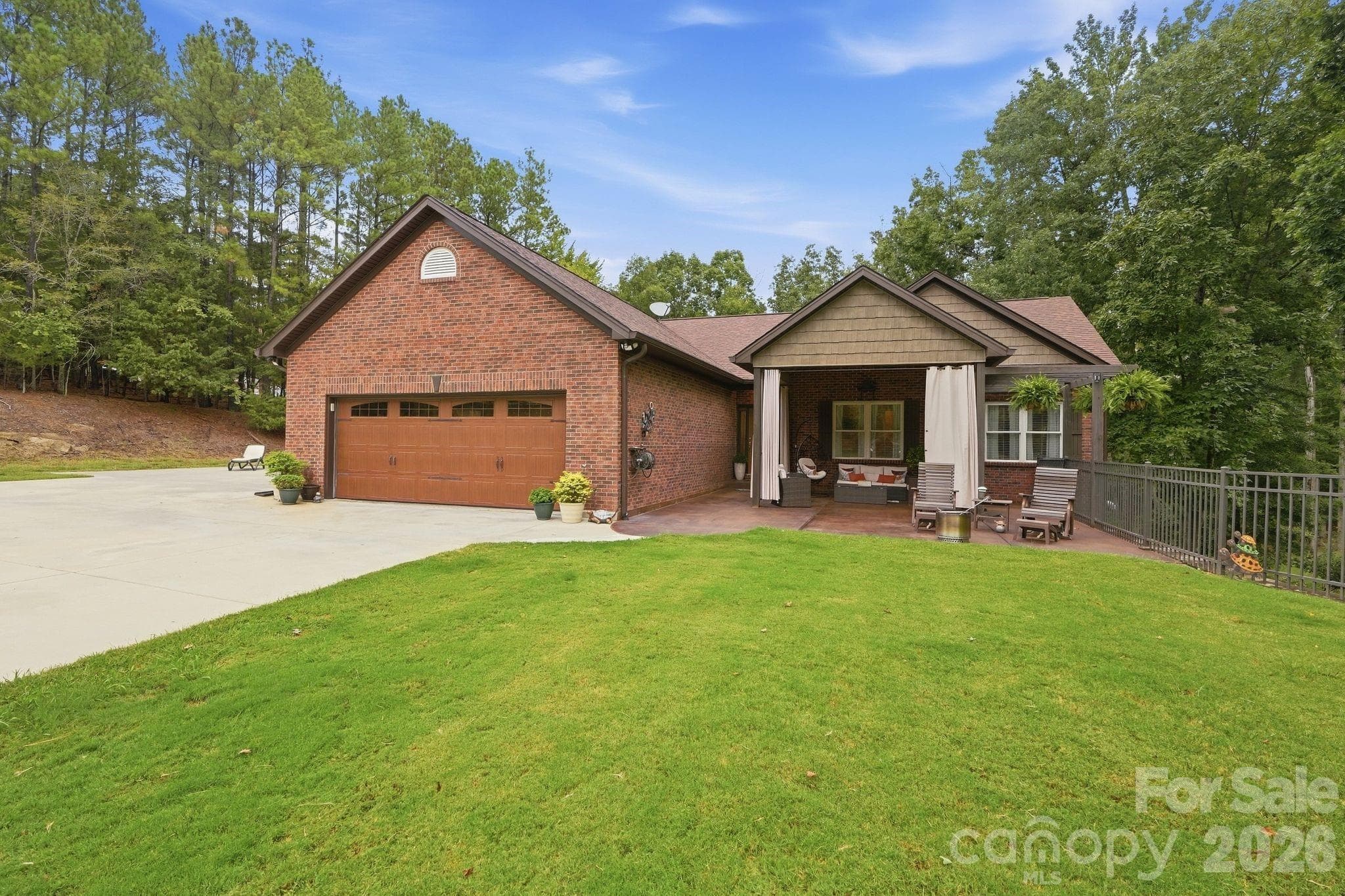Single Family Residence at 2055 Tiger Paw Lane, York, photo 47 of 48