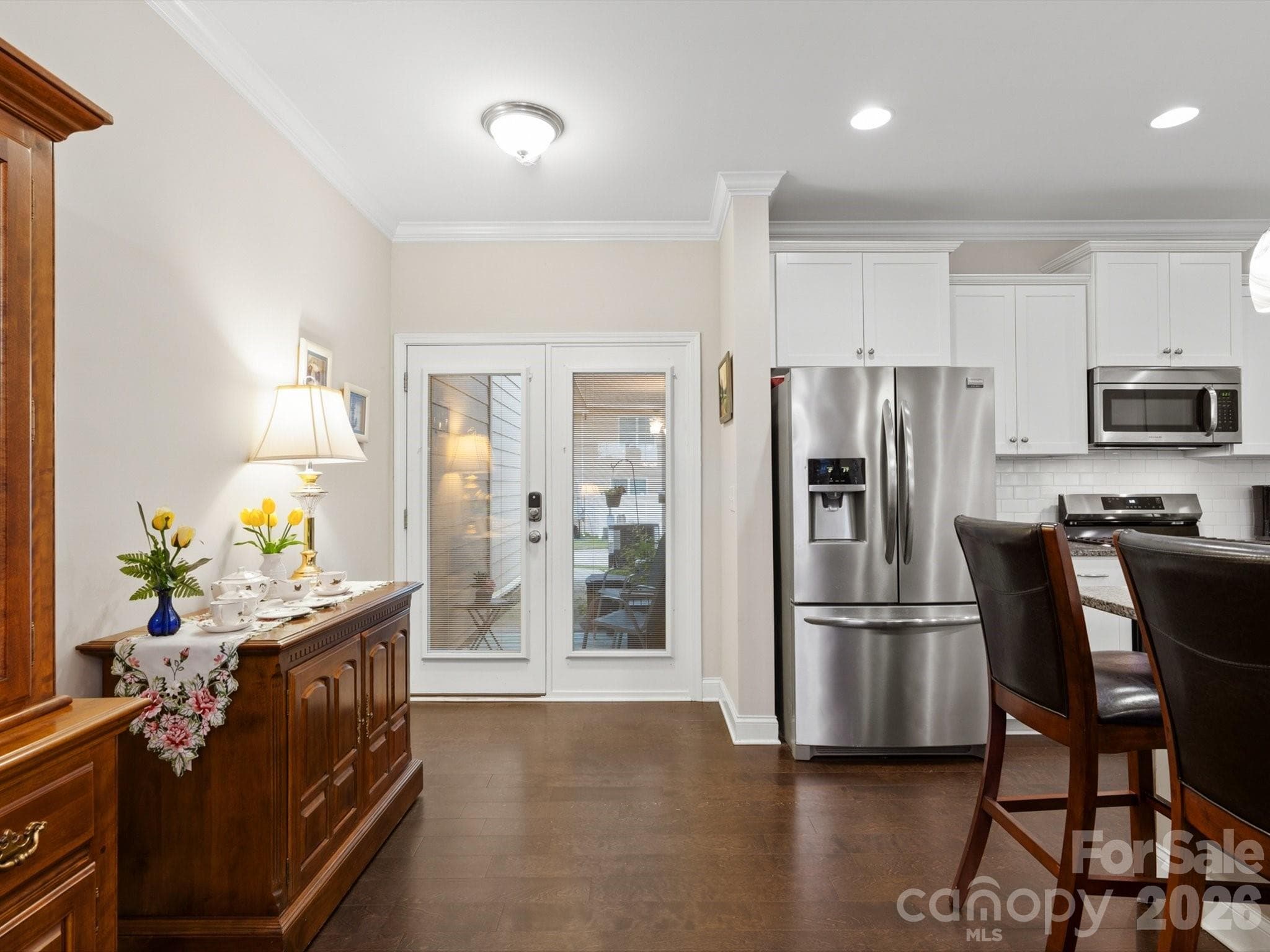 Townhouse at 859 Pennington Drive, Lancaster, photo 13 of 48