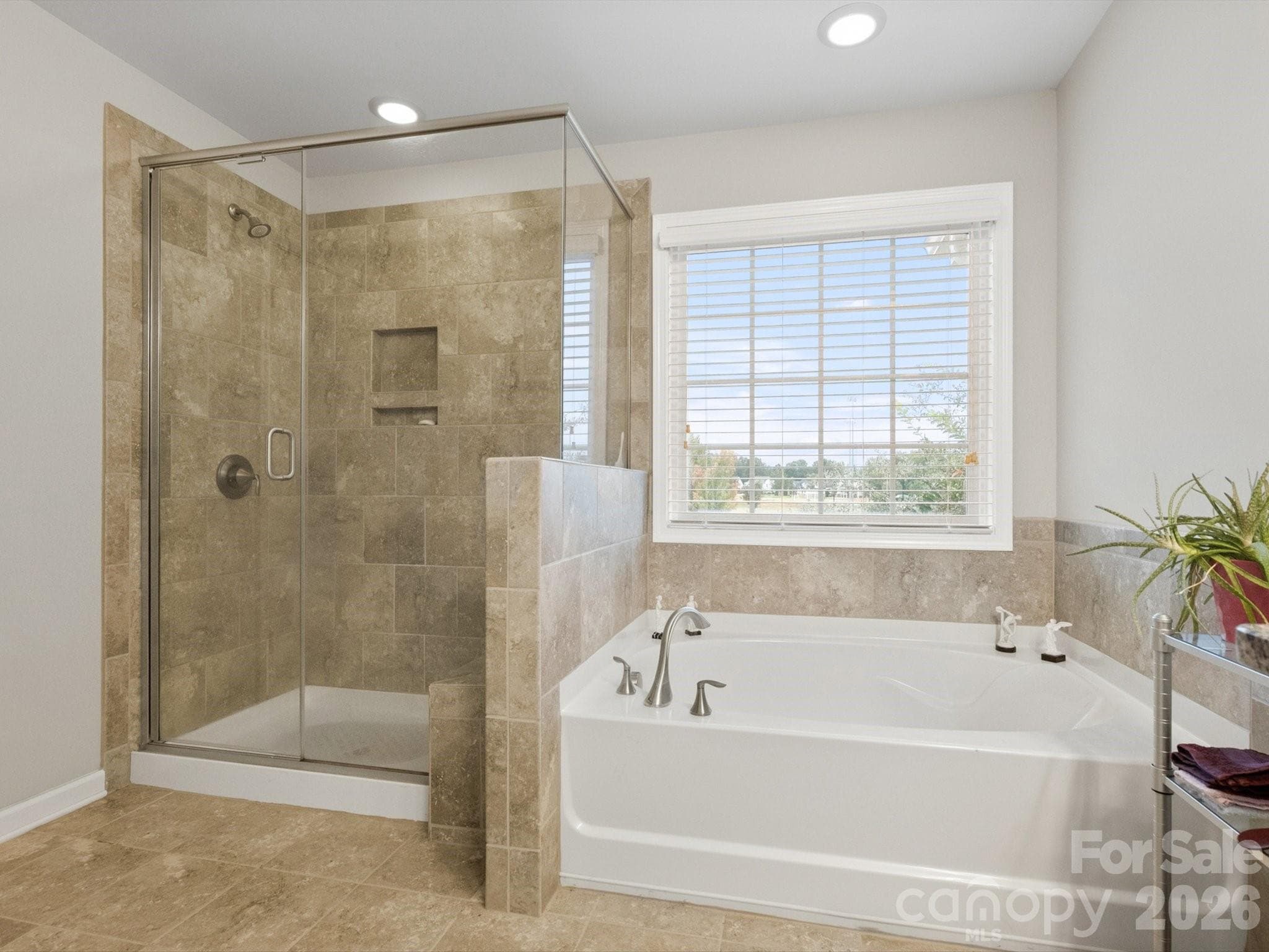 Townhouse at 859 Pennington Drive, Lancaster, photo 32 of 48