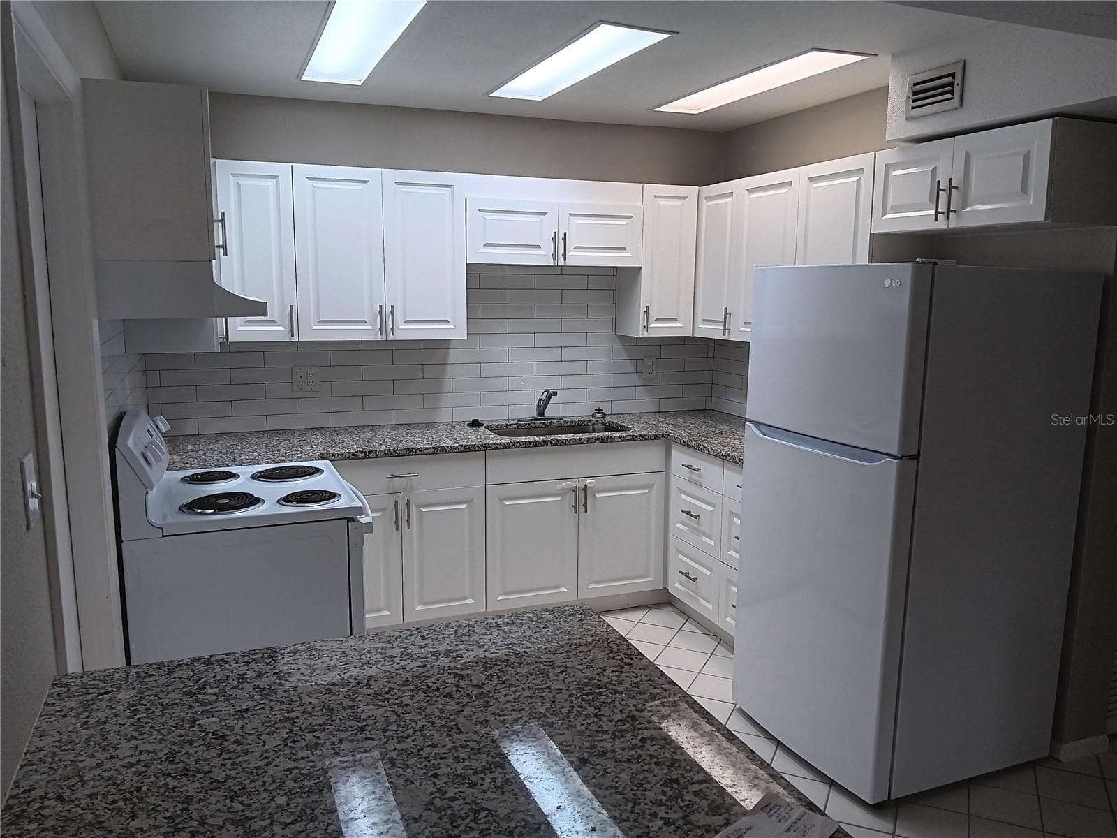 Kitchen - 3756 AMHERST WAY #1, SARASOTA
