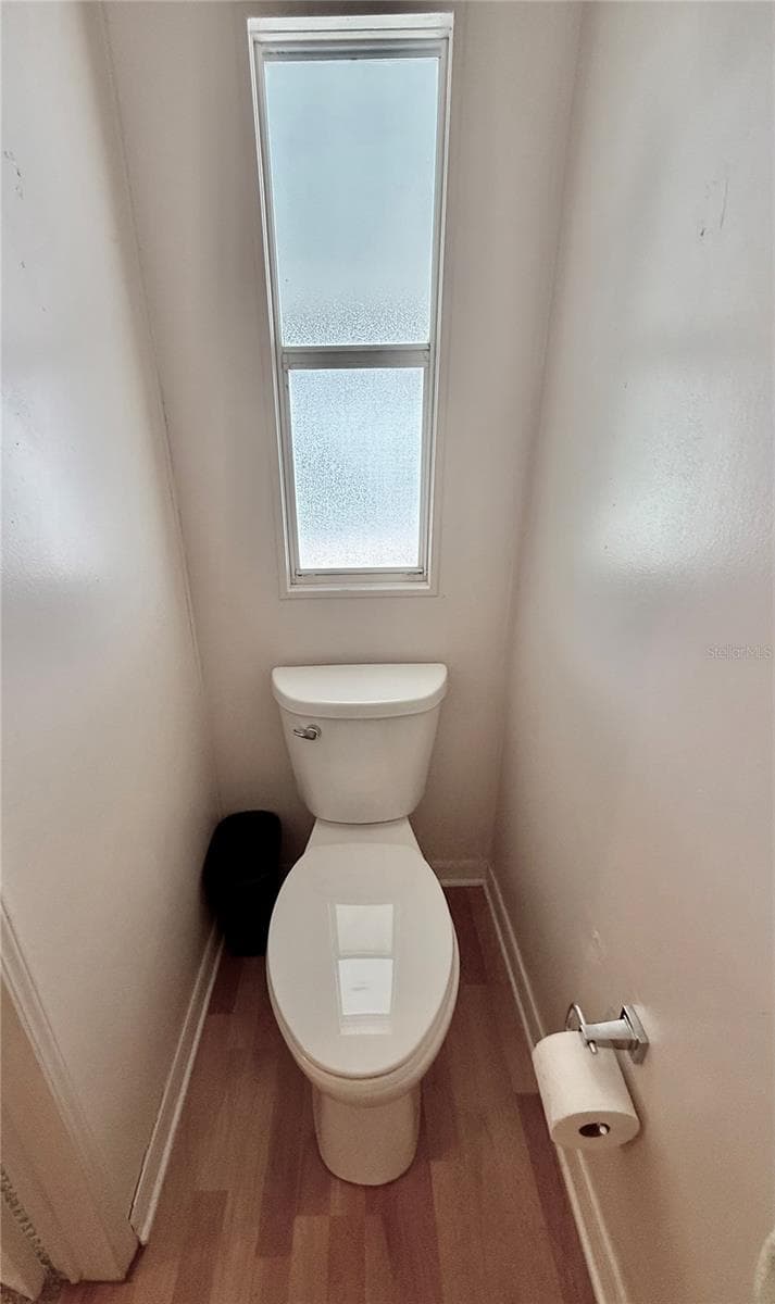 Bathroom - 615 S GREEN CIR, VENICE