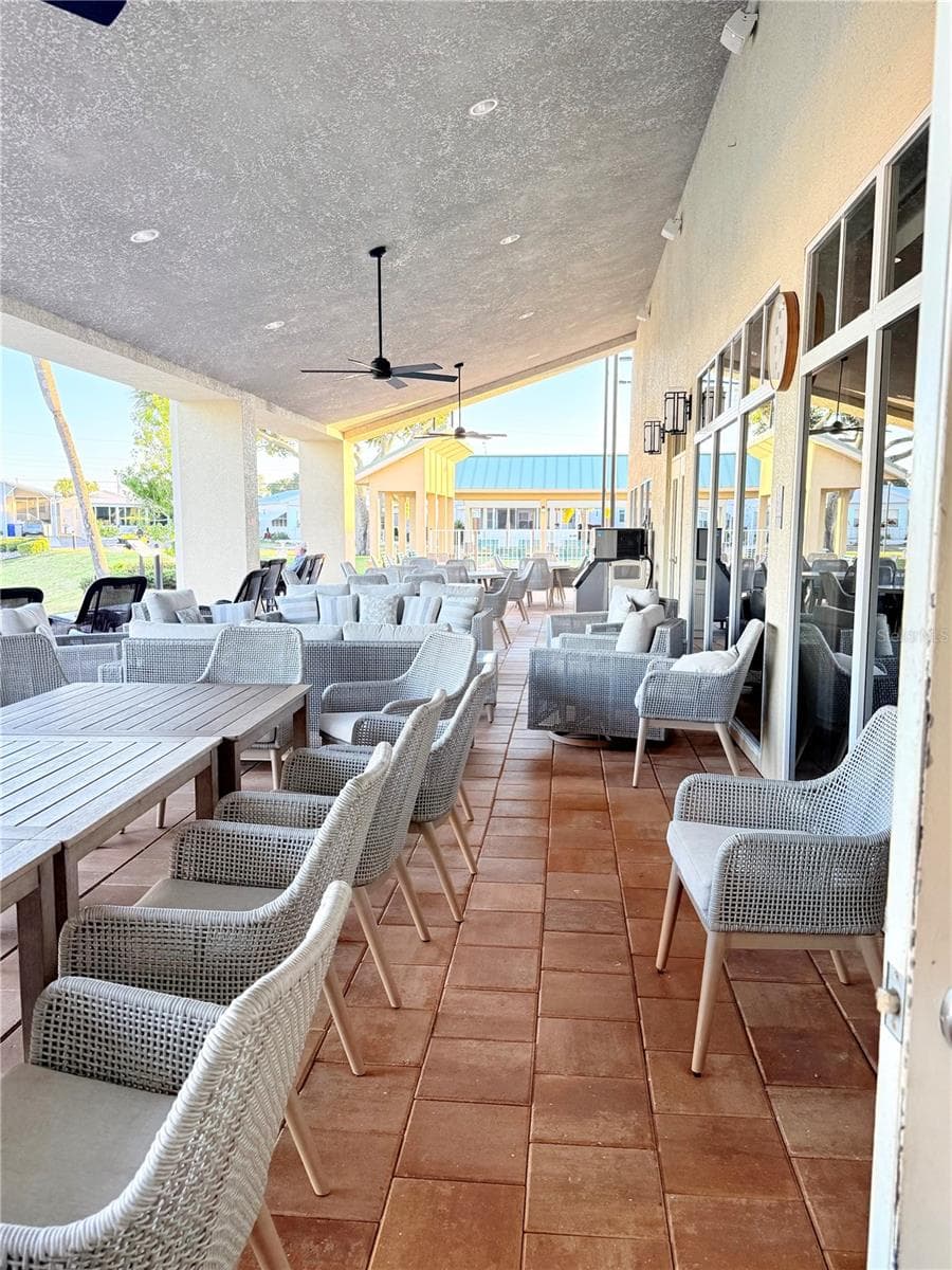 Outdoor seating by the Venitian Waterway - 615 S GREEN CIR, VENICE