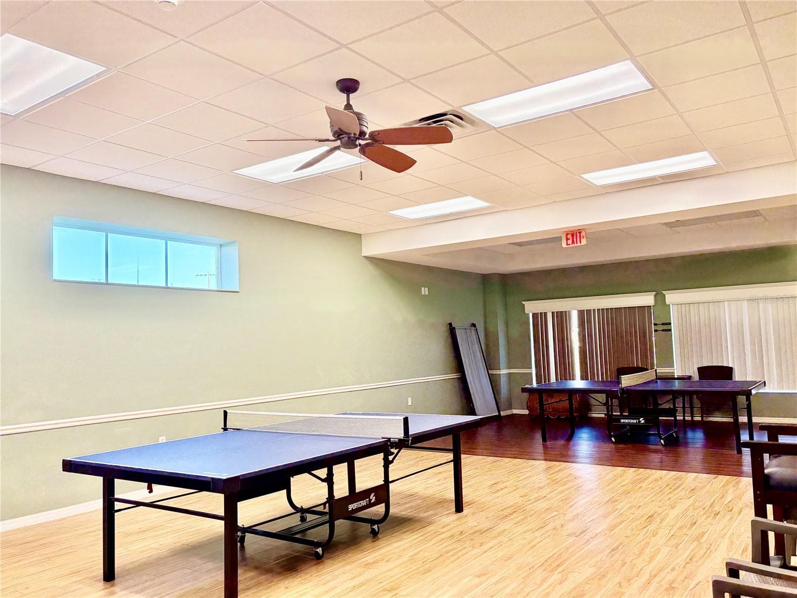 Ping Pong Room - 615 S GREEN CIR, VENICE