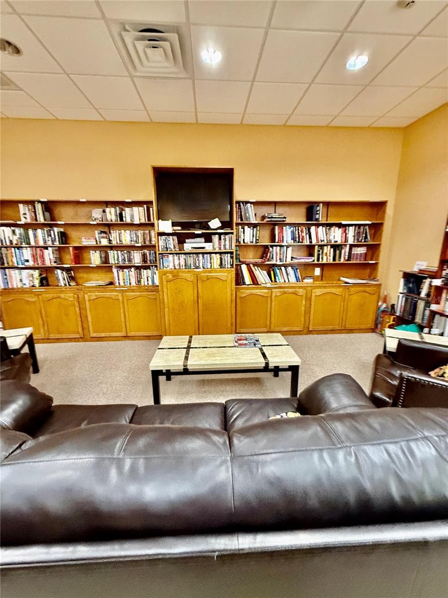 Library - 615 S GREEN CIR, VENICE