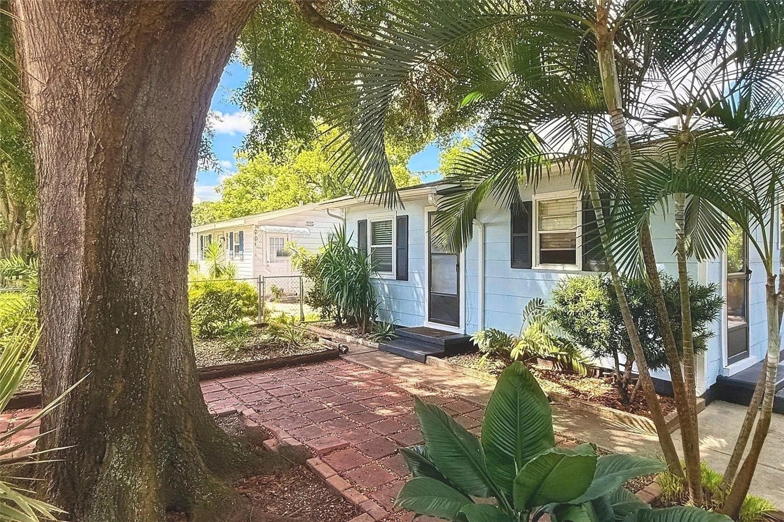 Single Family Residence at 4480 NEWARK ST N, ST PETERSBURG, photo 3 of 35