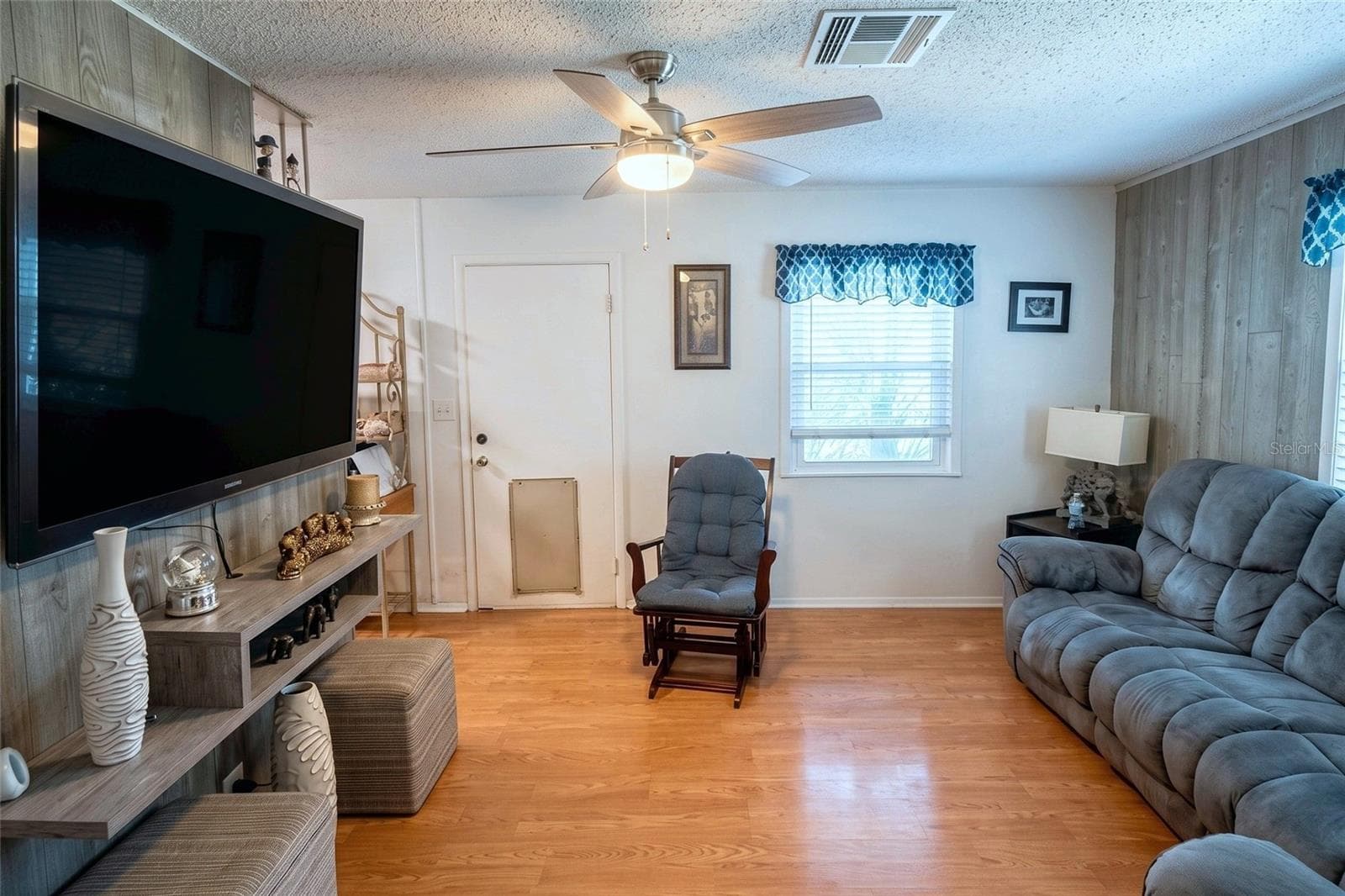 Single Family Residence at 4480 NEWARK ST N, ST PETERSBURG, photo 14 of 35