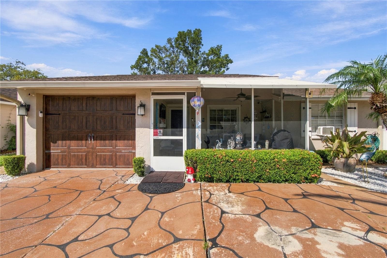Single Family Residence at 16012 SADDLESTRING DR, TAMPA, photo 5 of 70