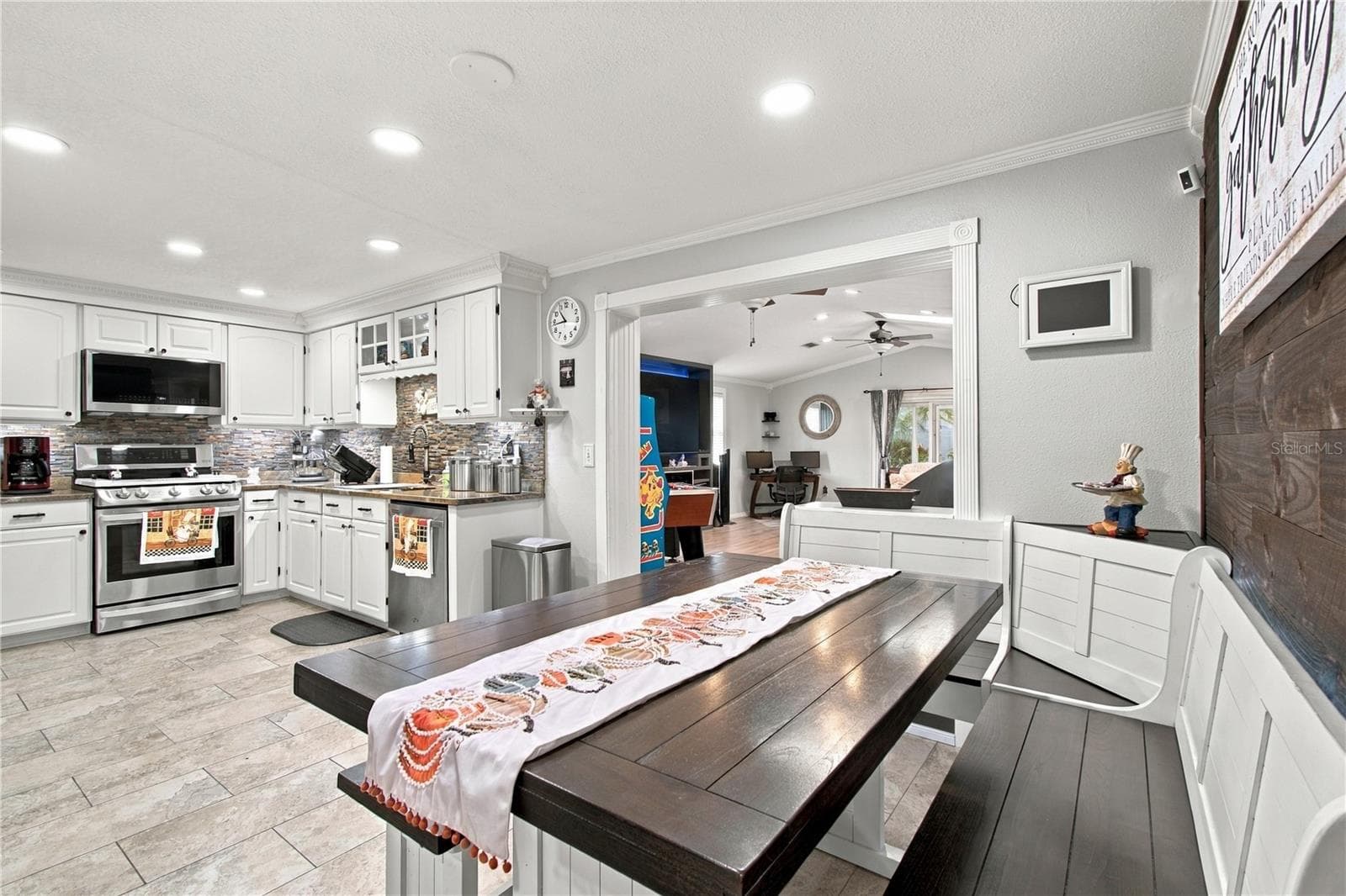 Single Family Residence at 16012 SADDLESTRING DR, TAMPA, photo 22 of 70