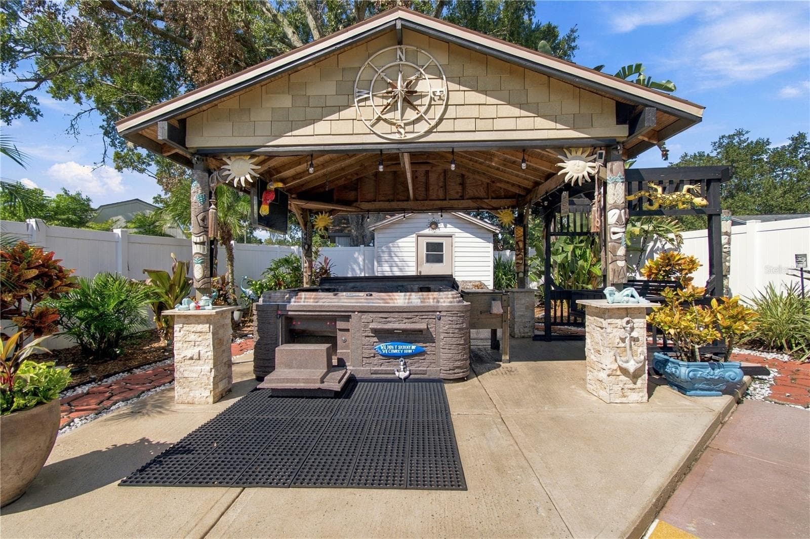 Single Family Residence at 16012 SADDLESTRING DR, TAMPA, photo 49 of 70