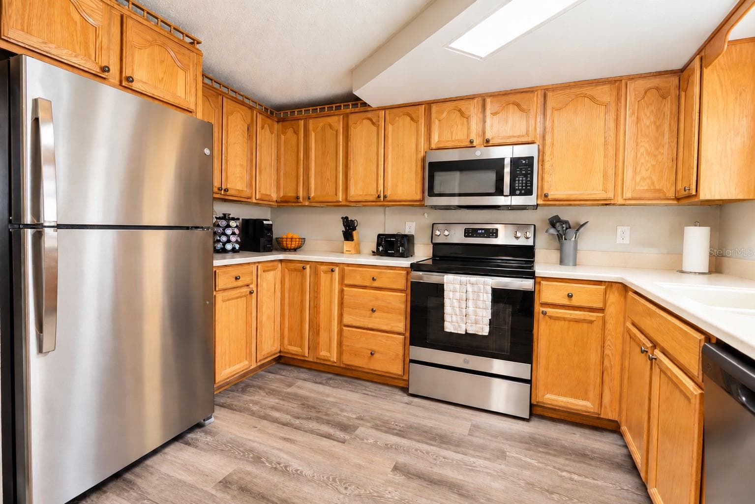 Single Family Residence at 7310 IVANHOE DR, PORT RICHEY, photo 10 of 29
