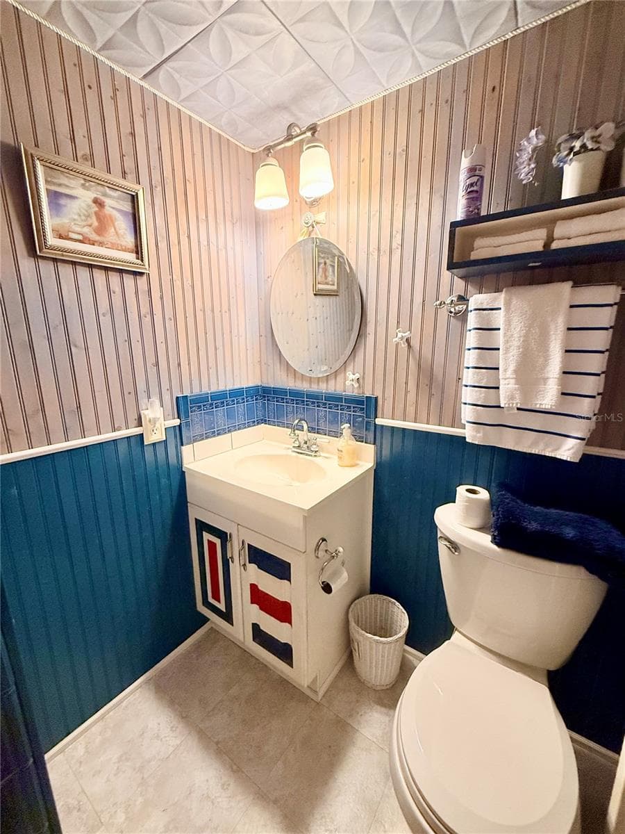 Bathroom - 603 S GREEN CIR, VENICE