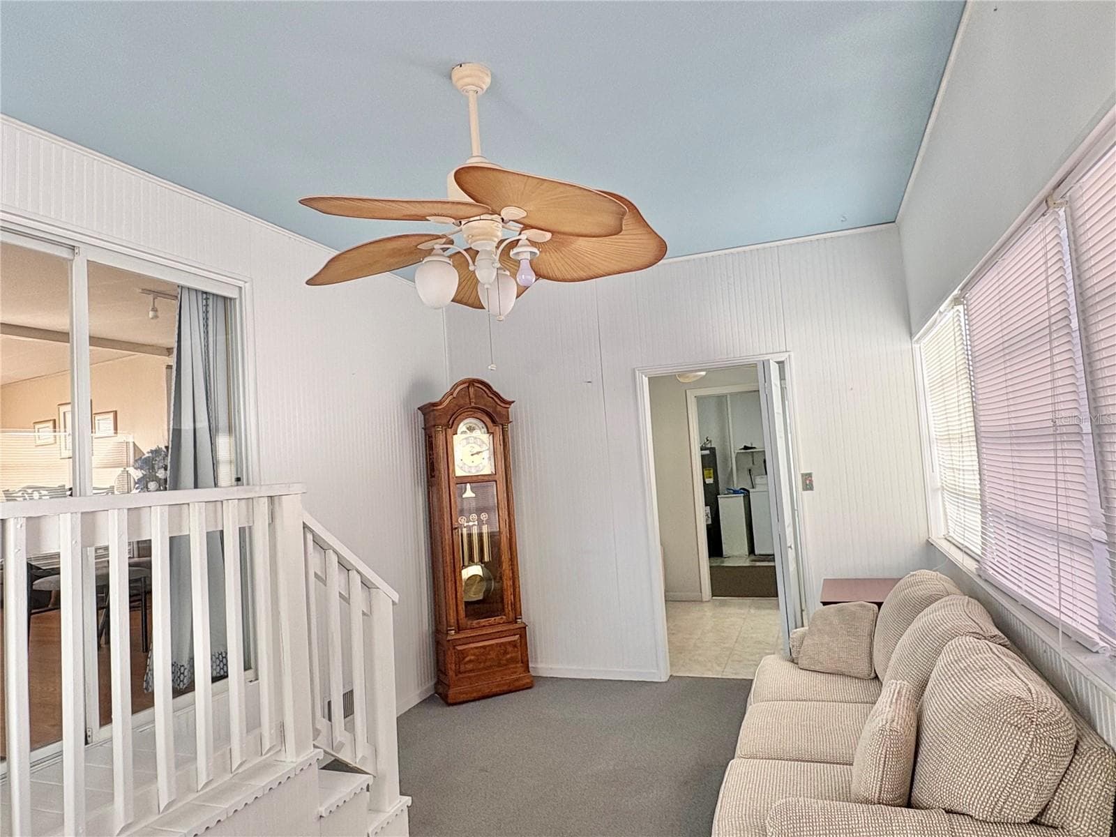 Entry way porch - 603 S GREEN CIR, VENICE