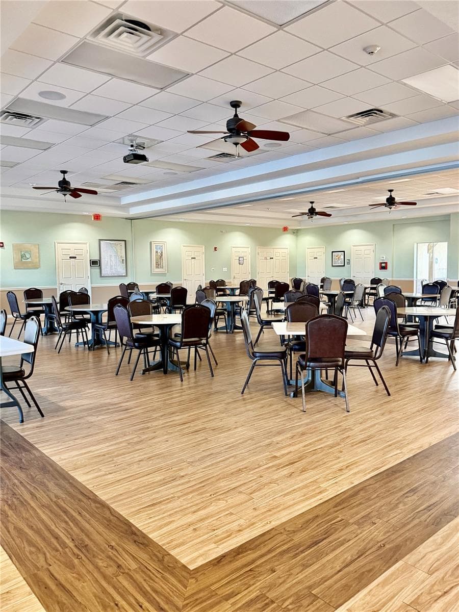 Community Hall - 603 S GREEN CIR, VENICE