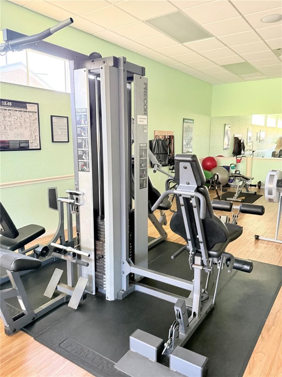 Gym - 603 S GREEN CIR, VENICE